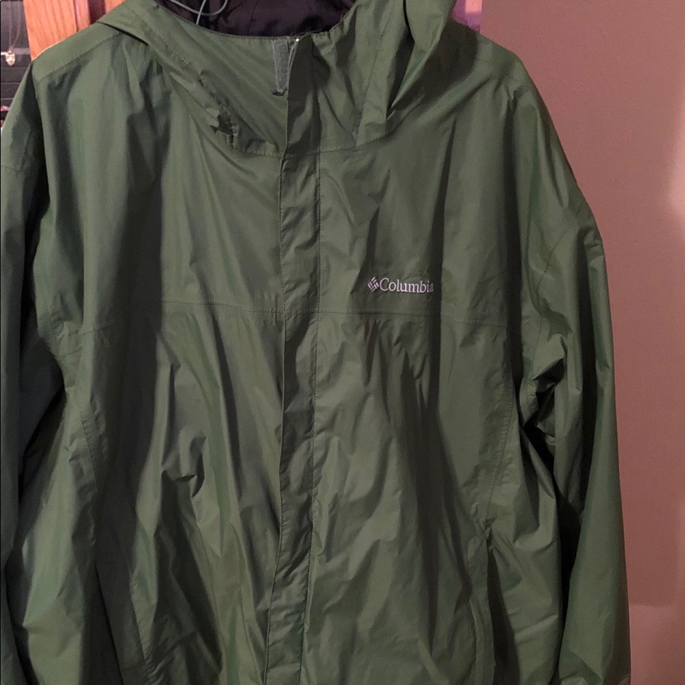 Men’s Columbia Raincoat